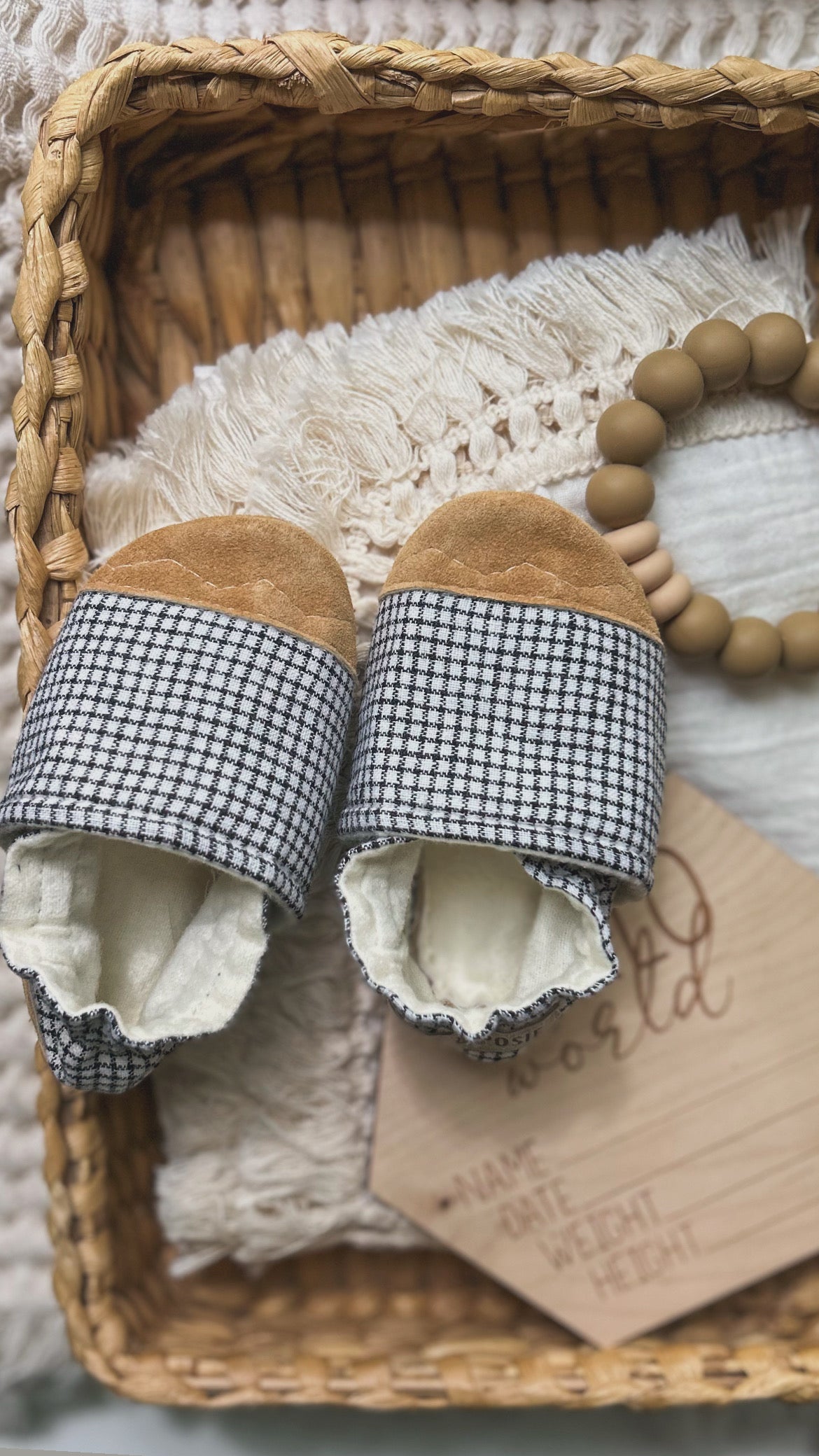 black & white soft soled baby shoes
