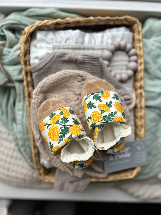 bramble carnation soft soled baby shoes