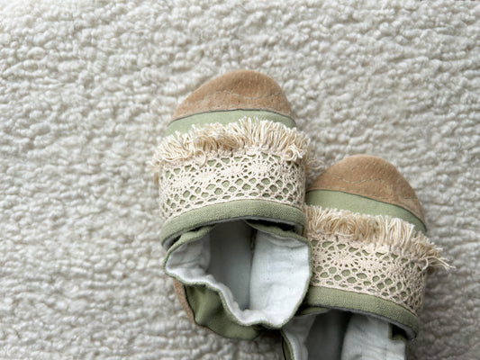 matcha linen soft soled baby shoes